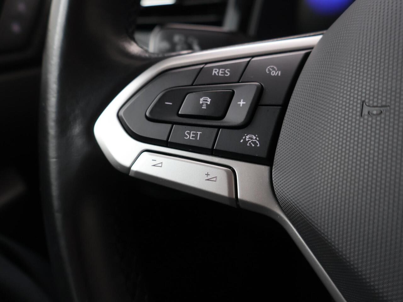 Volkswagen POLO 1.0 TSI Life | 95 PK | Automaat | Navigatie | Apple Carplay | Parkeersensoren voor en achter | DAB-radio | LM-velgen | ACC |