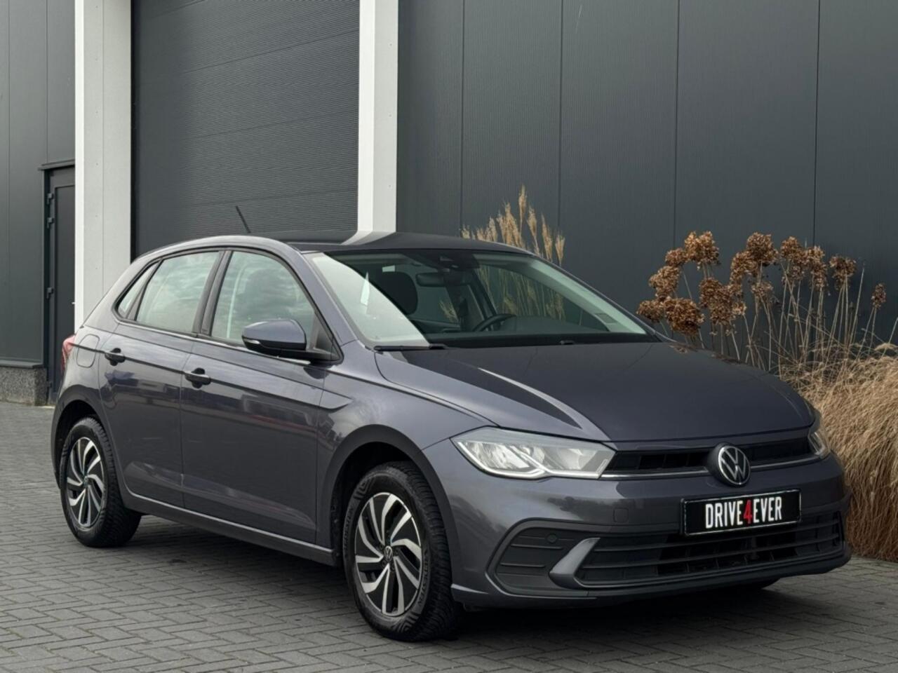 Volkswagen POLO 1.0 TSI Life GARANTIE NAVI APPLE CARPLAY ECC SPORTVELGEN