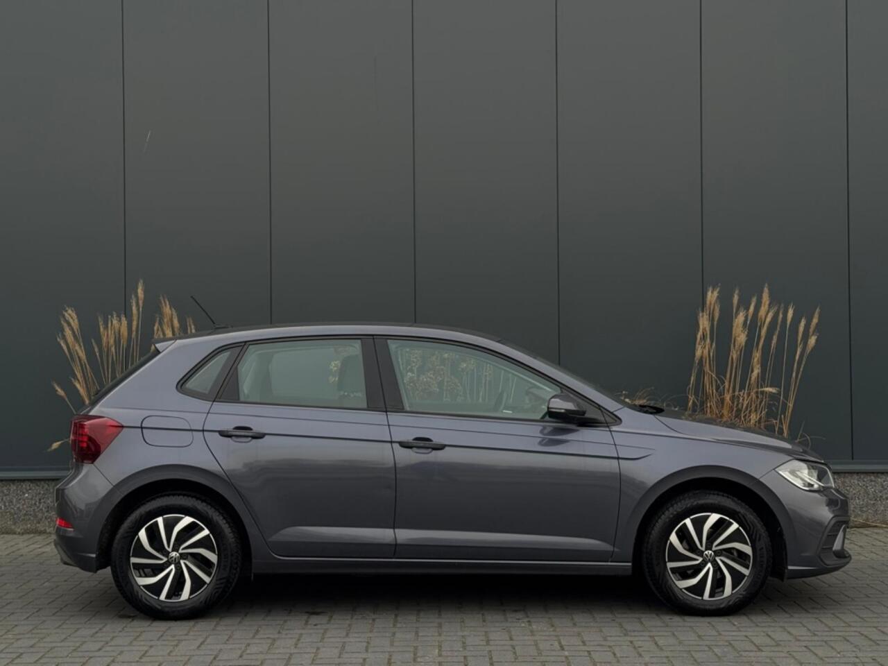 Volkswagen POLO 1.0 TSI Life GARANTIE NAVI APPLE CARPLAY ECC SPORTVELGEN