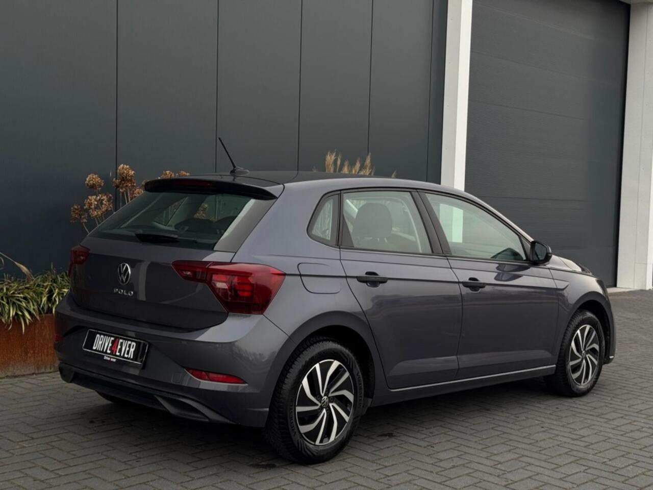 Volkswagen POLO 1.0 TSI Life GARANTIE NAVI APPLE CARPLAY ECC SPORTVELGEN
