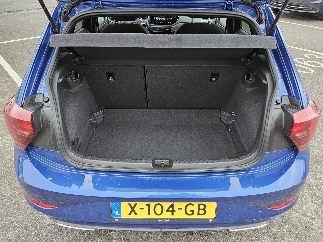 Volkswagen POLO 1.0 TSI R-Line Automaat | Clima | Parkeersensoren V+A | Apple Carplay of Android Auto | Privacy Glass | 17 Inch Lm Velgen