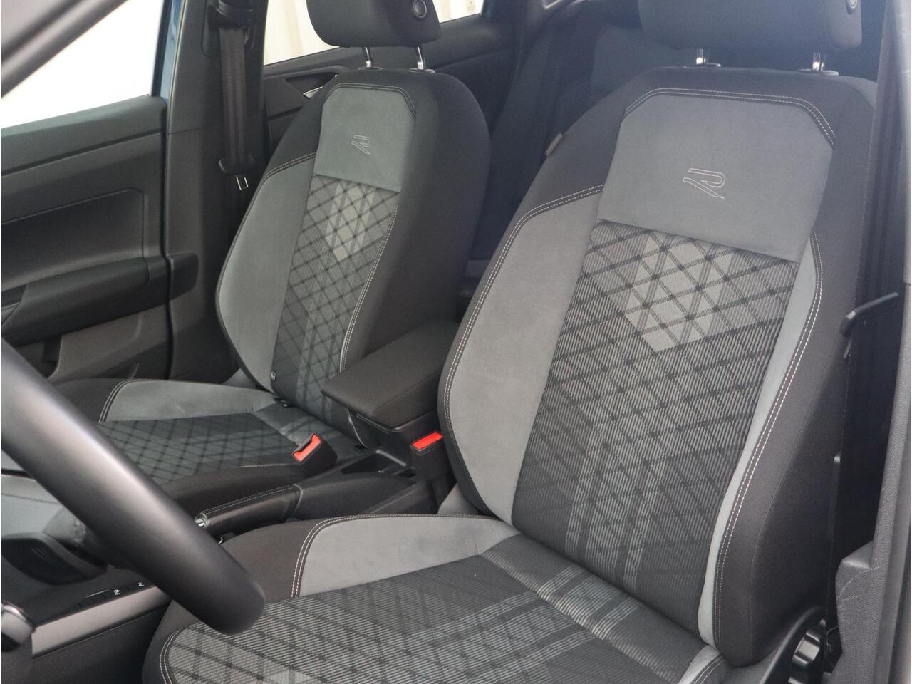 Volkswagen POLO R-Line 1.0 TSI 95pk DSG AUTOMAAT | CLIMA | APPLE CARPLAY / ANDROID AUTO |