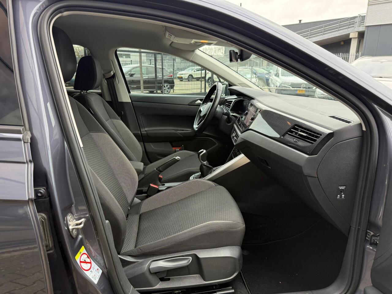 Volkswagen POLO 1.0 TSI Life *Stoelverwarming & Trekhaak*