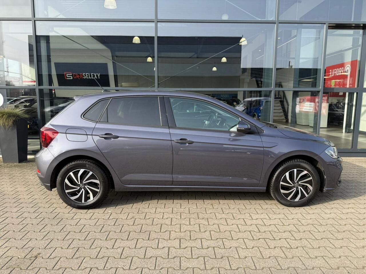 Volkswagen POLO 1.0 TSI Life *Stoelverwarming & Trekhaak*