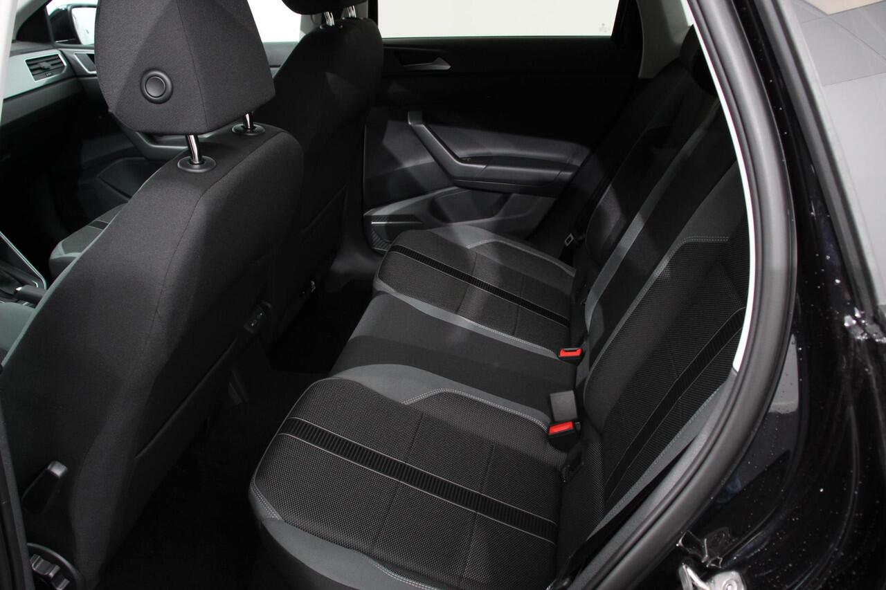 Volkswagen POLO 1.0 TSI DSG Style | Navigatie | Apple Carplay/Android Auto | Camera | Climate Control | Led | Lichtmetalen Velgen | Extra getint glas