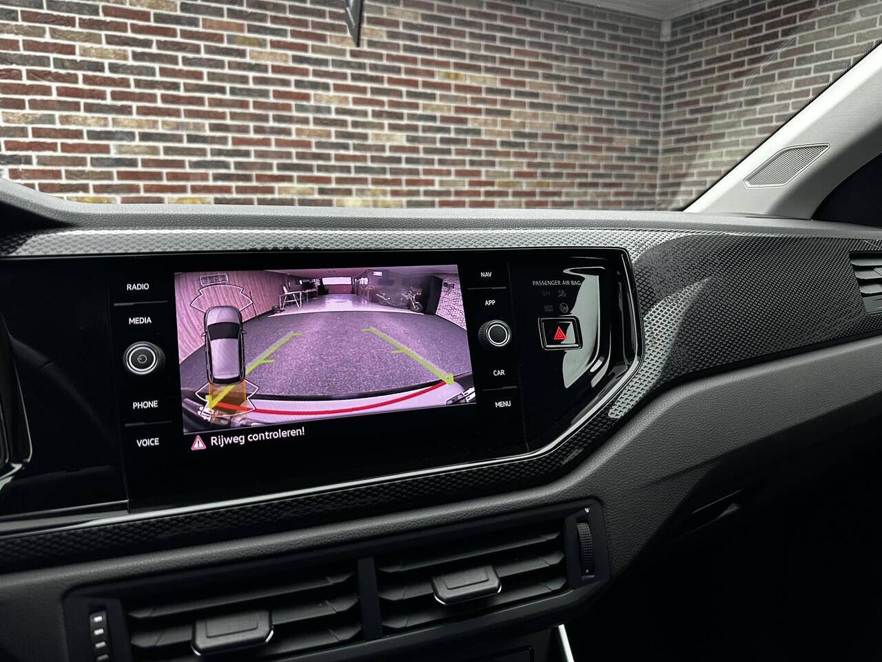 Volkswagen POLO 1.0 TSI R-Line Virtual Camera Keyless Navi Dealer