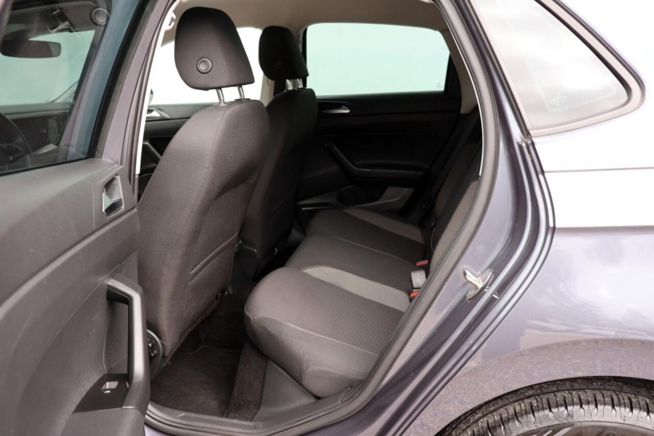 Volkswagen POLO 1.0 TSI Go - 95 pk **Carplay / PDC / ACC