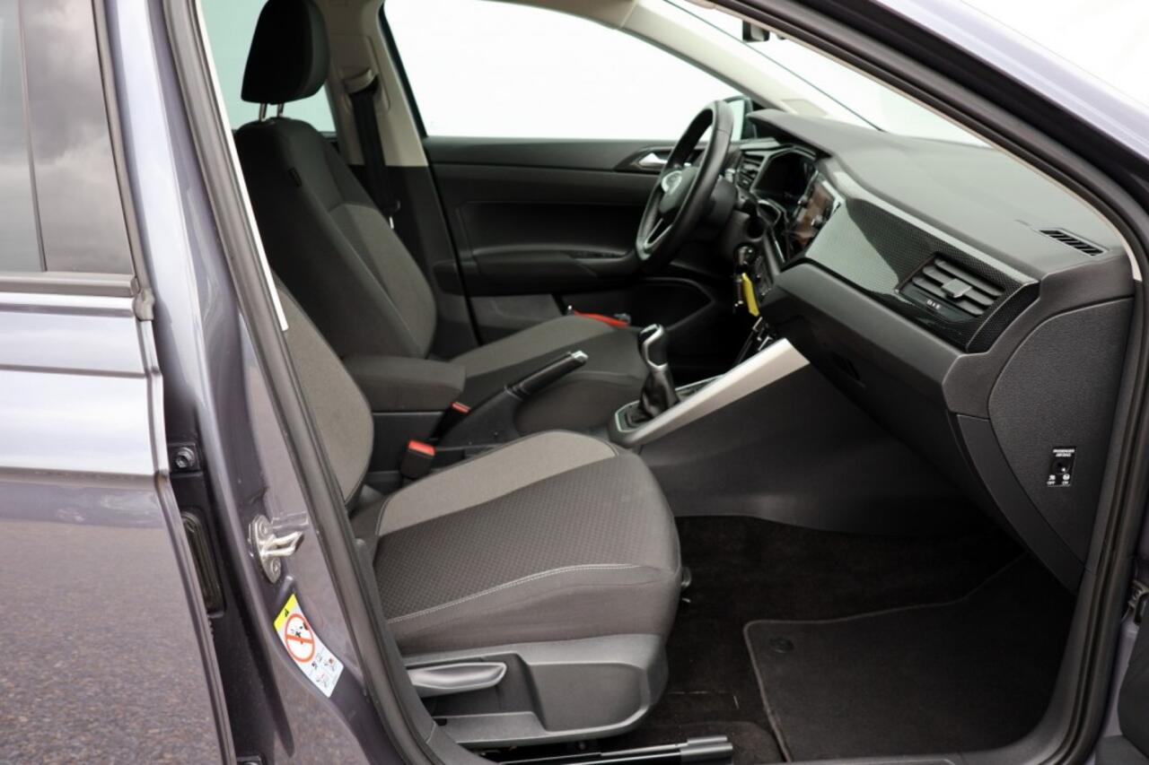 Volkswagen POLO 1.0 TSI Go - 95 pk **Carplay / PDC / ACC