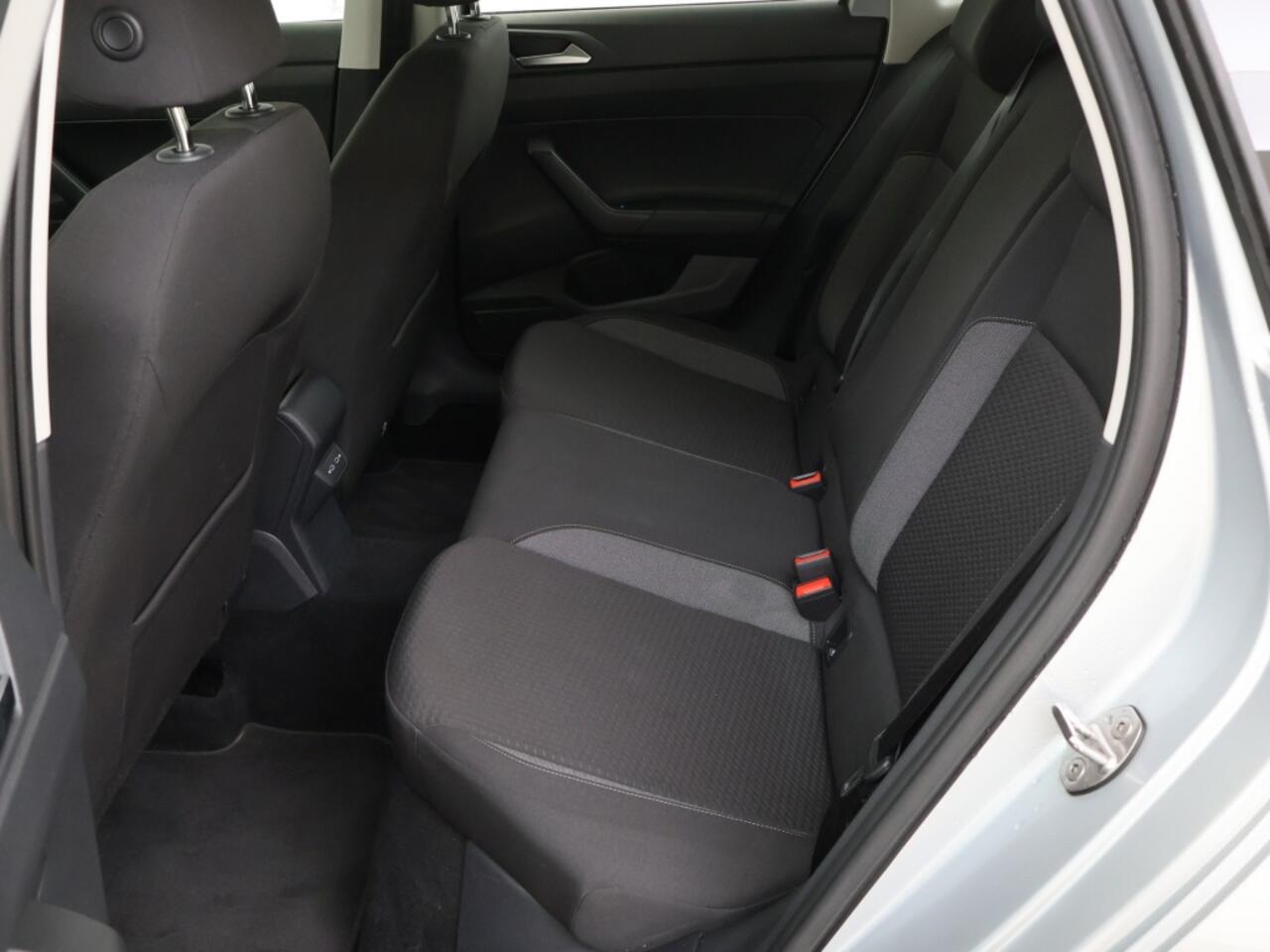 Volkswagen POLO 1.0 TSI Polo Edition Camera Carplay Velgen Full Led