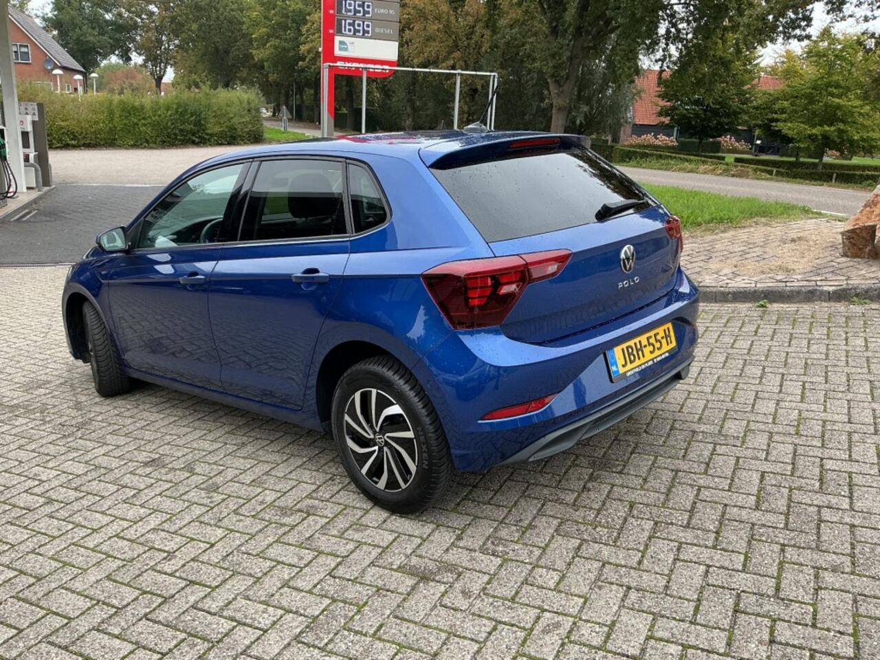 Volkswagen POLO 1.0 TSI LIFE EDITION
