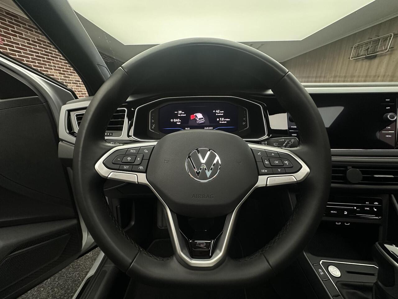 Volkswagen POLO 1.0 TSI R-Line IQ CAMERA PANO BEATS VIRTUAL GARANTIE