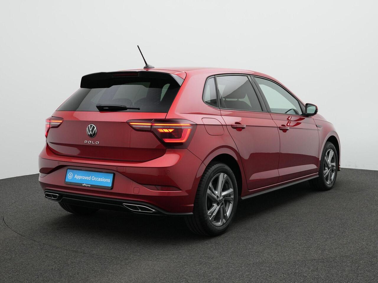 Volkswagen POLO 1.0 TSI 95 pk DSG R-Line Business | IQ Light | Stoelverwarming | Apple Carplay/Android Auto | Adaptive Cruise Control | 16 inch