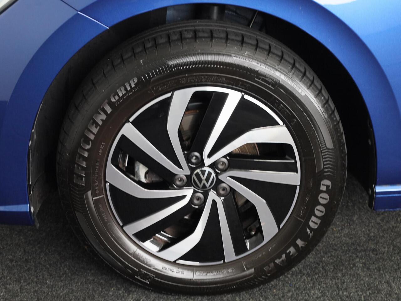 Volkswagen POLO 1.0 TSI Life Edition 95 pk | Verlengde garantie | Navigatie via App | Parkeersensoren | Achteruitrijcamera | Adaptieve cruise control |