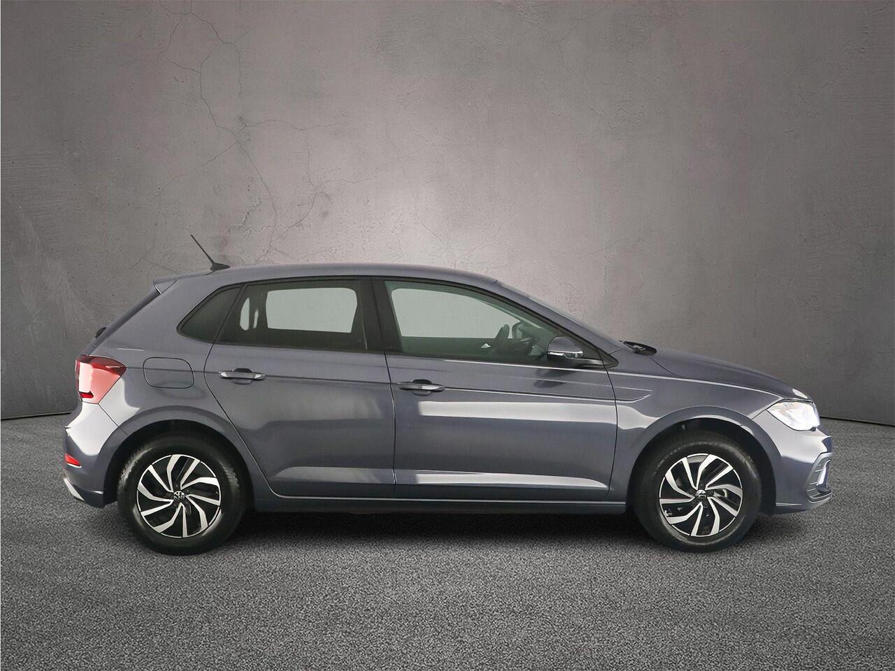 Volkswagen POLO Life Edition 1.0 TSI 95pk Adaptive cruise control, Achteruitrijcamera, LED koplampen, App connect, DAB, Radio, Bluetooth,