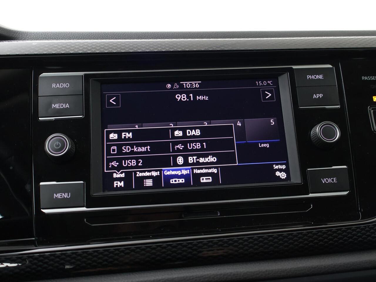 Volkswagen POLO 1.0 TSI Life | 95 PK | Adaptive cruise control | Parkeersensoren | Apple Carplay/Android Auto |