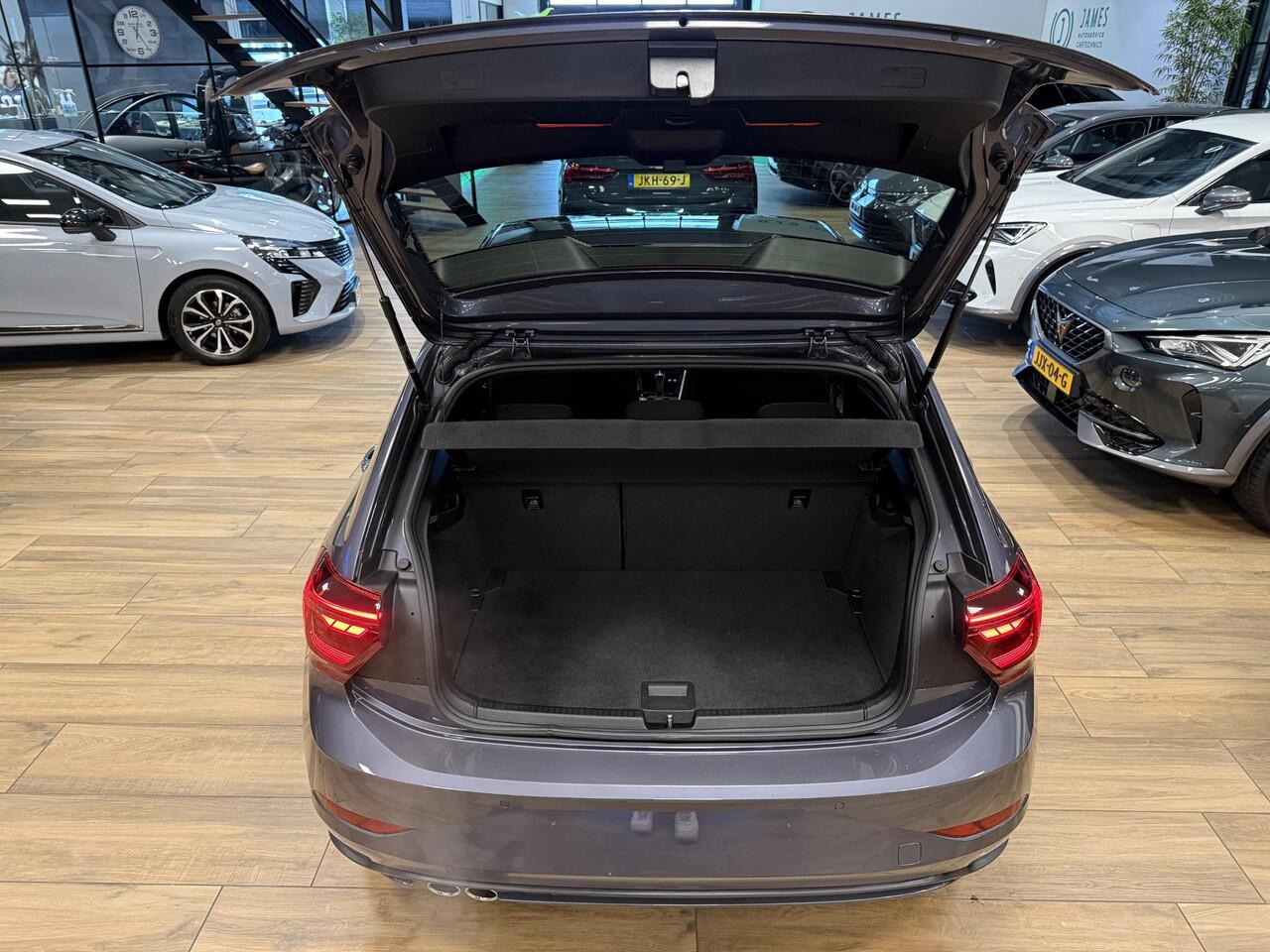 Volkswagen POLO 2.0 TSI GTI |CarPlay|Stoelverwarming|17" Inch lichmetaal|Sperdifferentieel (XDS)