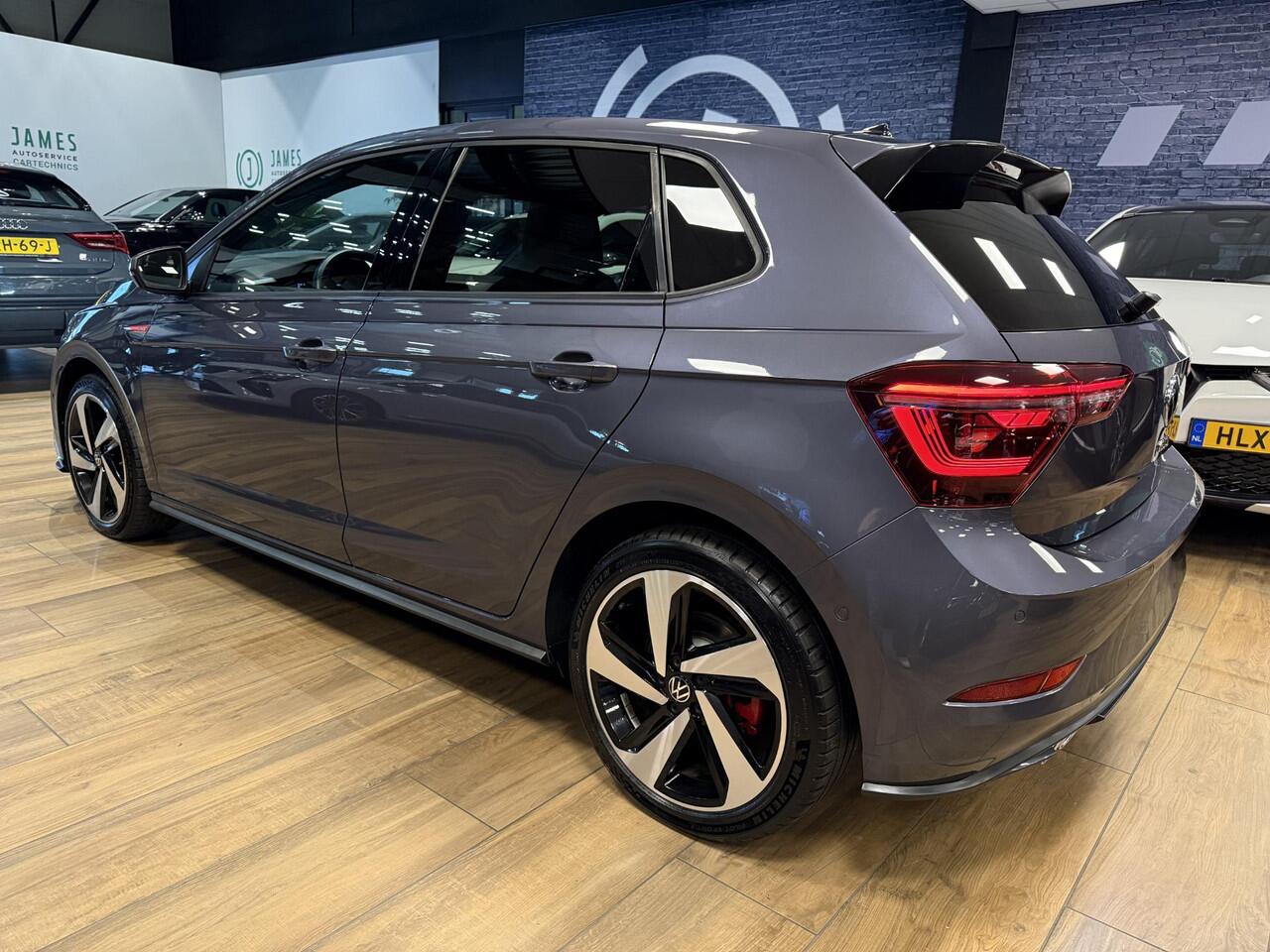 Volkswagen POLO 2.0 TSI GTI |CarPlay|Stoelverwarming|17" Inch lichmetaal|Sperdifferentieel (XDS)