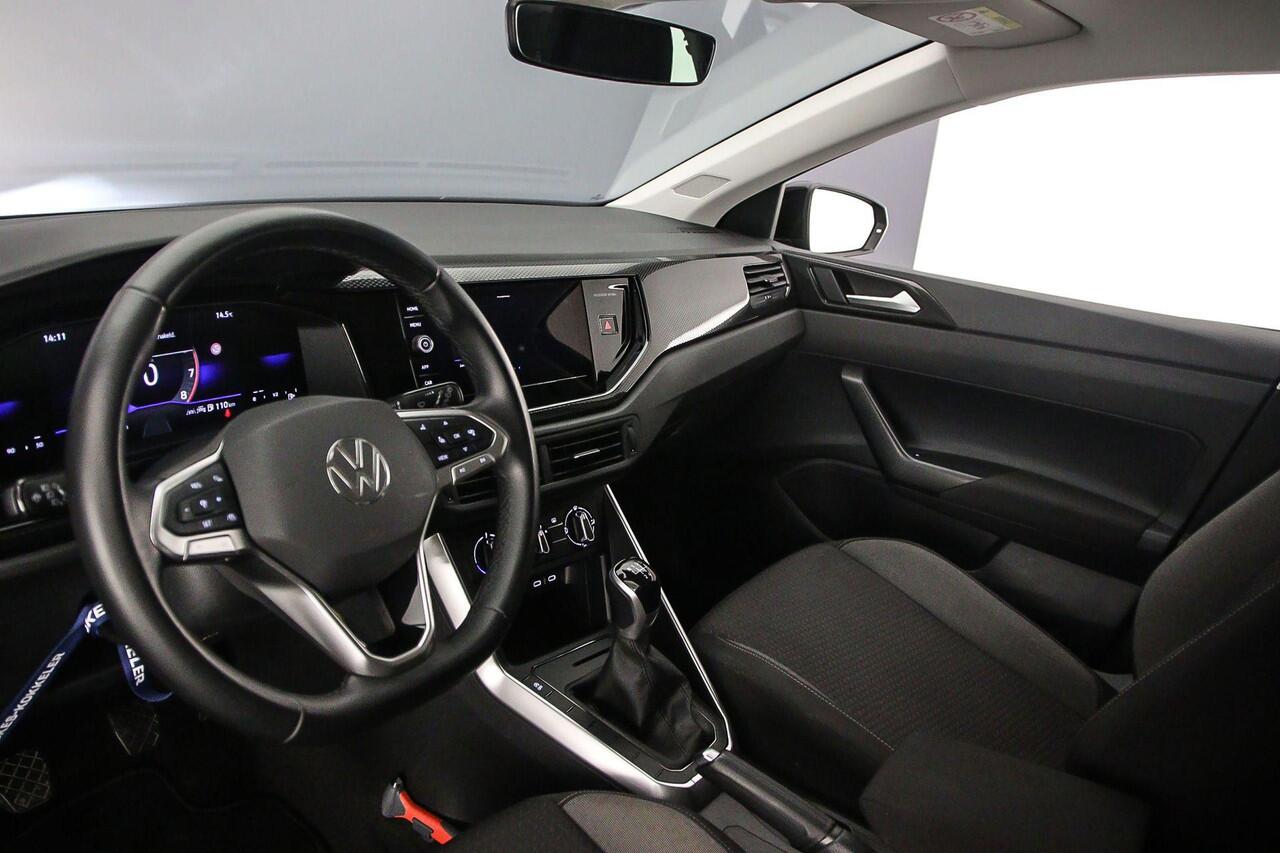 Volkswagen POLO Life Edition 1.0 TSI 95pk Adaptive cruise control, LED koplampen, Achteruitrijcamera, Parkeersensor achter, App connect, Airco, DAB, Radio, Bluetooth