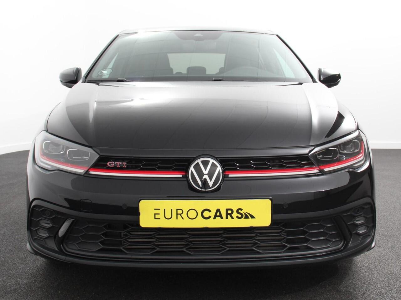 Volkswagen POLO 2.0 TSI GTI Automaat Navigatie Apple Carplay / Android Auto Adaptive Cruise Control Parkersensoren Park Assist Dodehoek Assistent Stoelverwarming Climate Control