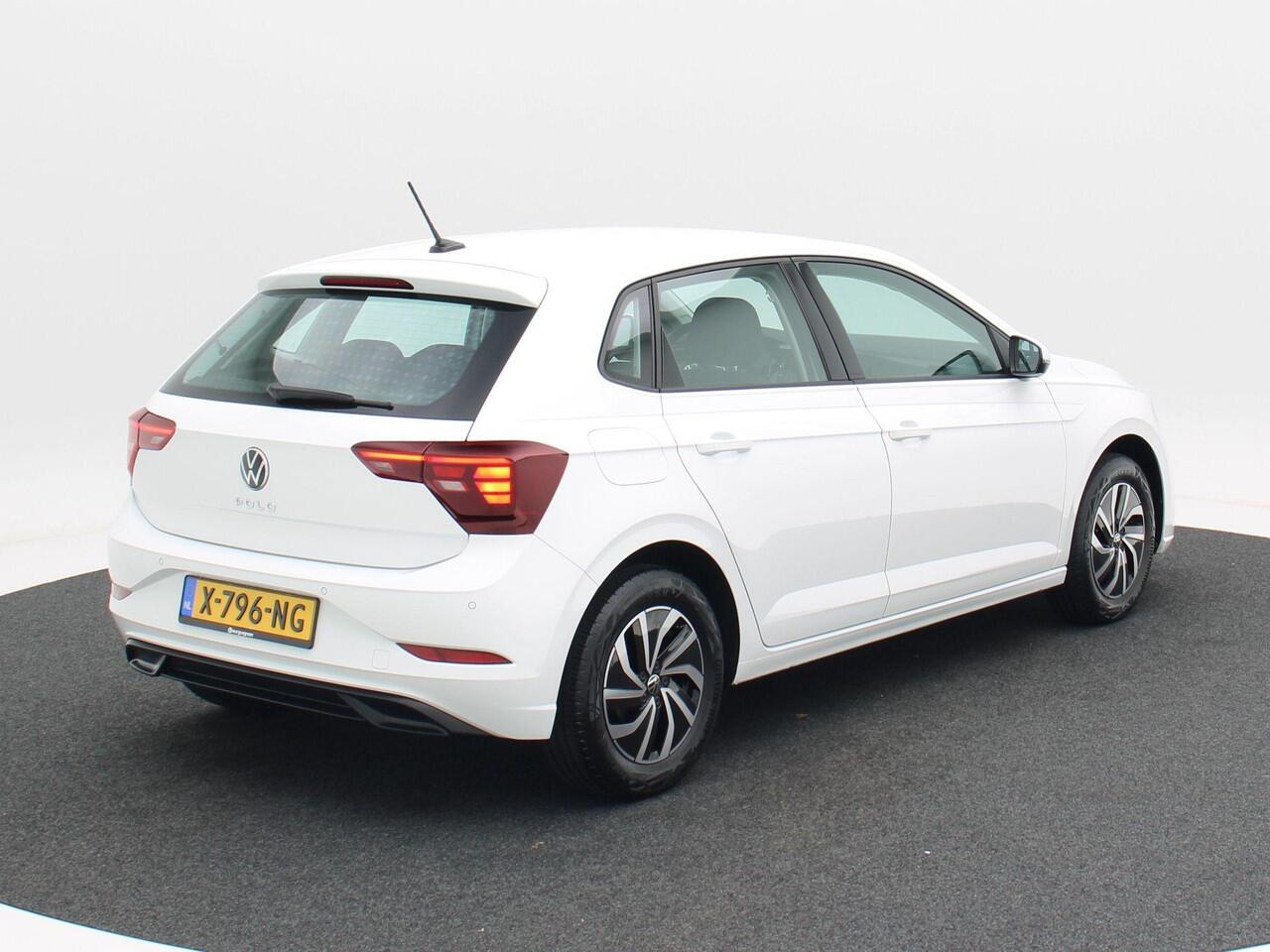 Volkswagen POLO 1.0 TSi Life Business | Adaptive Cruise | Climate Control | Stoelverwarming | Parkeersensoren | Navigatie | Carplay | 15 Inch | 40.672 Km!!