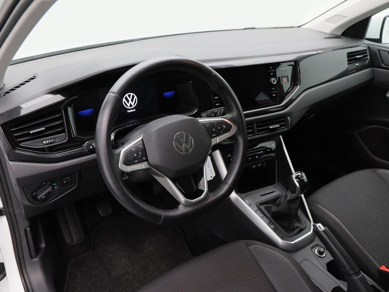 Volkswagen POLO 1.0 TSi Life Business | Adaptive Cruise | Climate Control | Stoelverwarming | Parkeersensoren | Navigatie | Carplay | 15 Inch | 40.672 Km!!