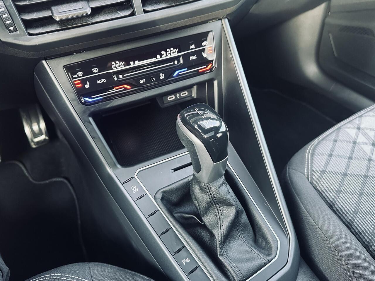 Volkswagen POLO 1.0 TSI R-Line Navi/Camera/AppleCarPlay/xenon/Led