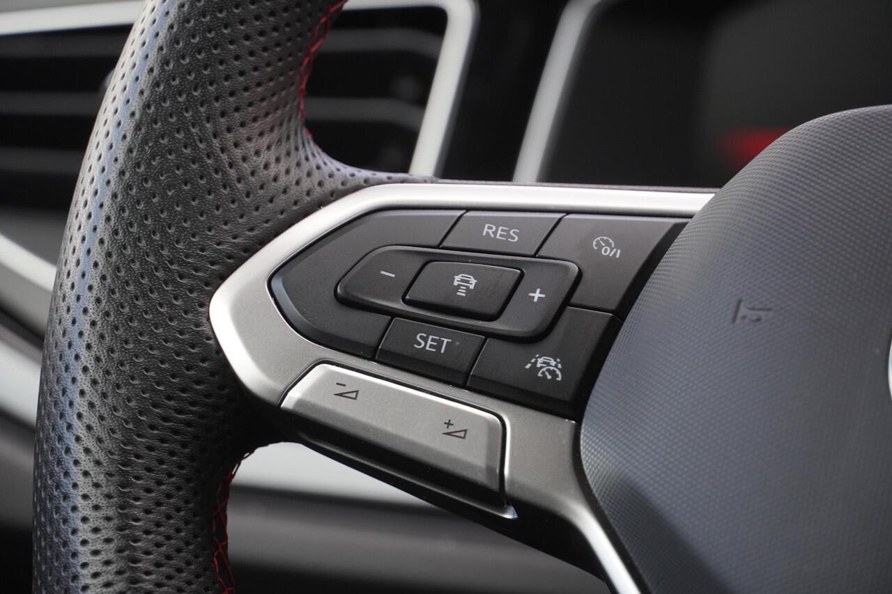 Volkswagen POLO 2.0 TSI GTI IQ LED-Grill Virtual Adap-Cruise Stoelverw