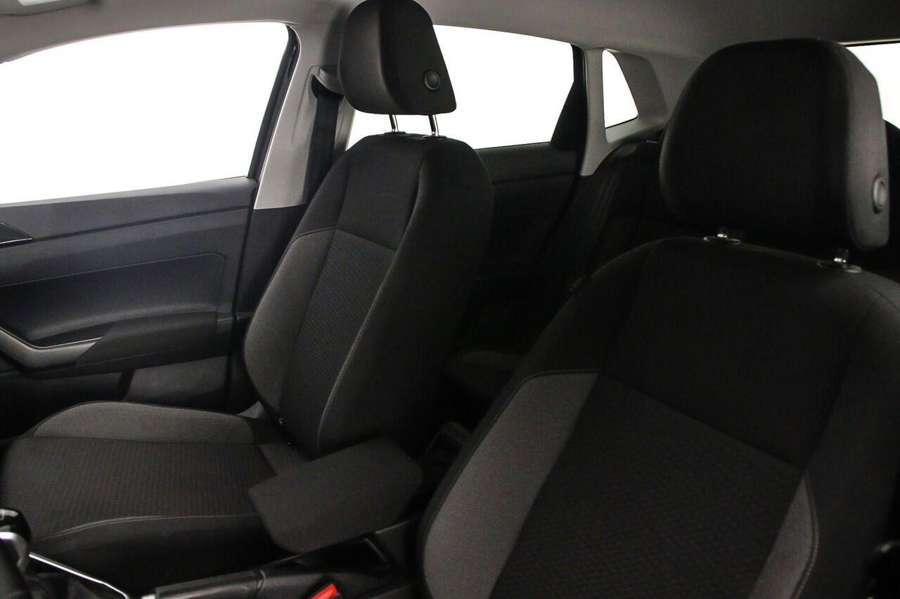 Volkswagen POLO Life Edition 1.0 TSI 95pk Adaptive cruise control, LED koplampen, Achteruitrijcamera, Parkeersensor achter, App connect, Airco, DAB, Radio, Bluetooth