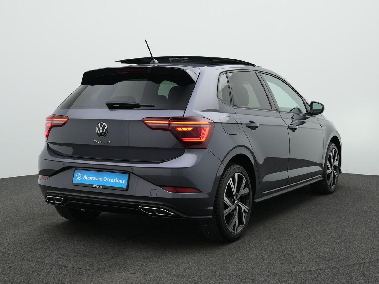 Volkswagen POLO 1.0 TSI 95 pk DSG R-Line | Panoramadak | IQ Light | Stoelverwarming | Achteruitrijcamera | Navigatie | Adaptive Cruise