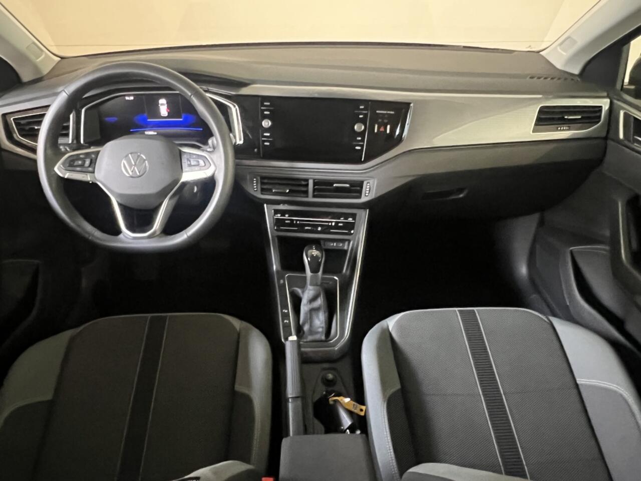 Volkswagen POLO 1.0 TSI Style * 12 mnd BOVAG garantie * RIJKLAARPRIJS !