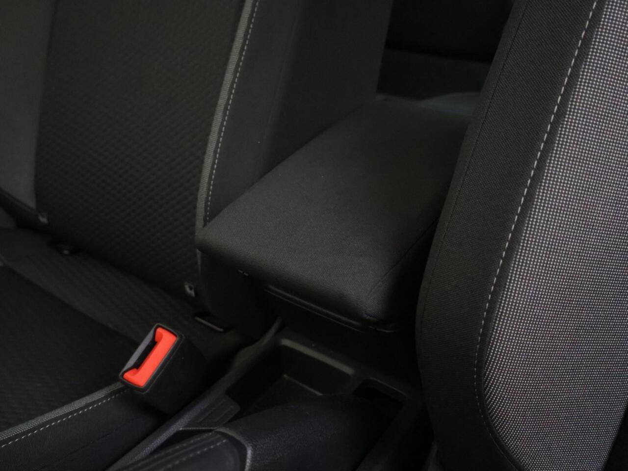 Volkswagen POLO 1.0 TSI Life Edition | Carplay | Achteruitrijcamera | Cruise