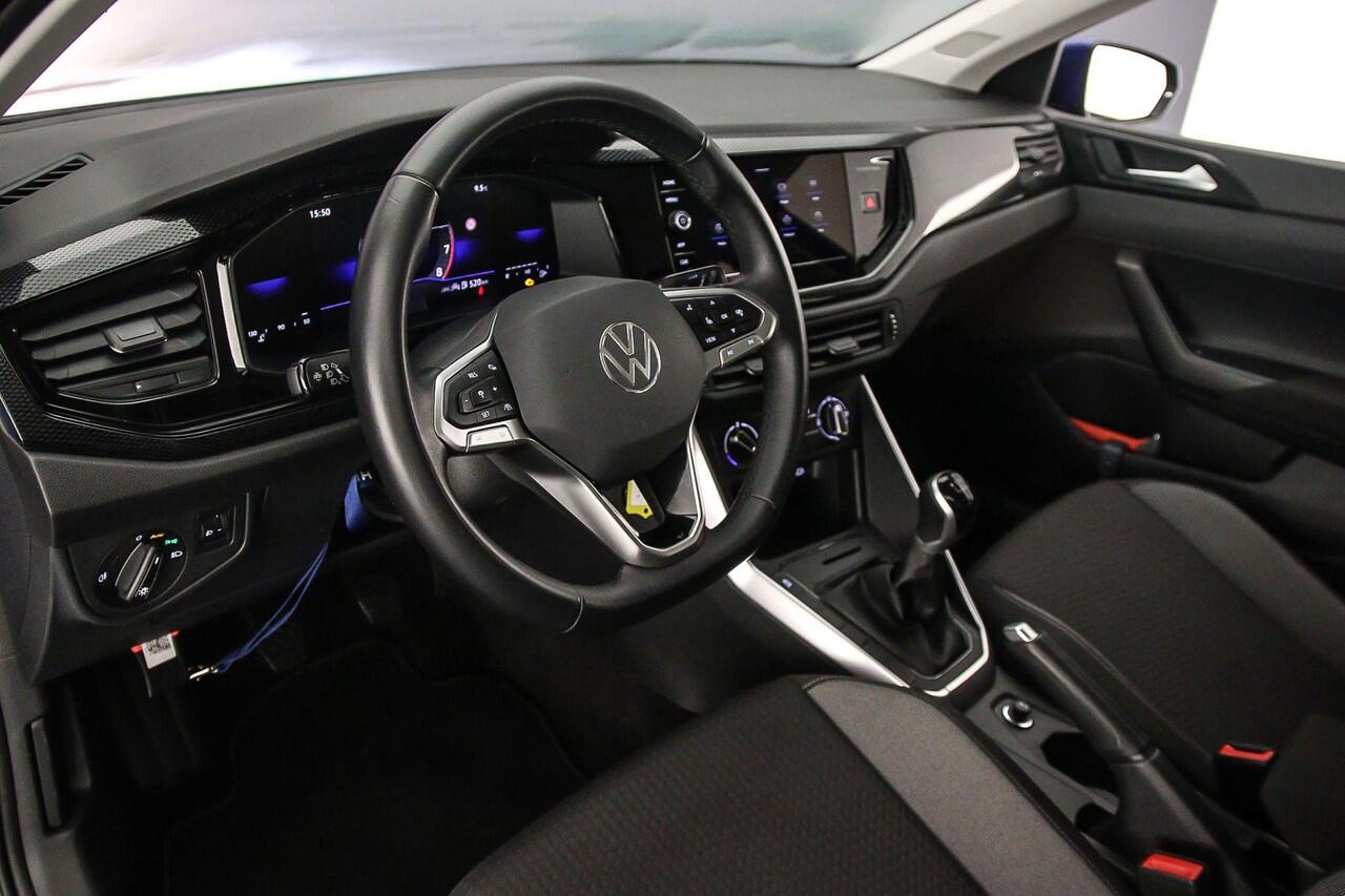 Volkswagen POLO Life Edition 1.0 TSI 95pk Adaptive cruise control, Achteruitrijcamera, App connect, Parkeersensor achter, LED koplampen, Airco, DAB, Radio, Bluetooth