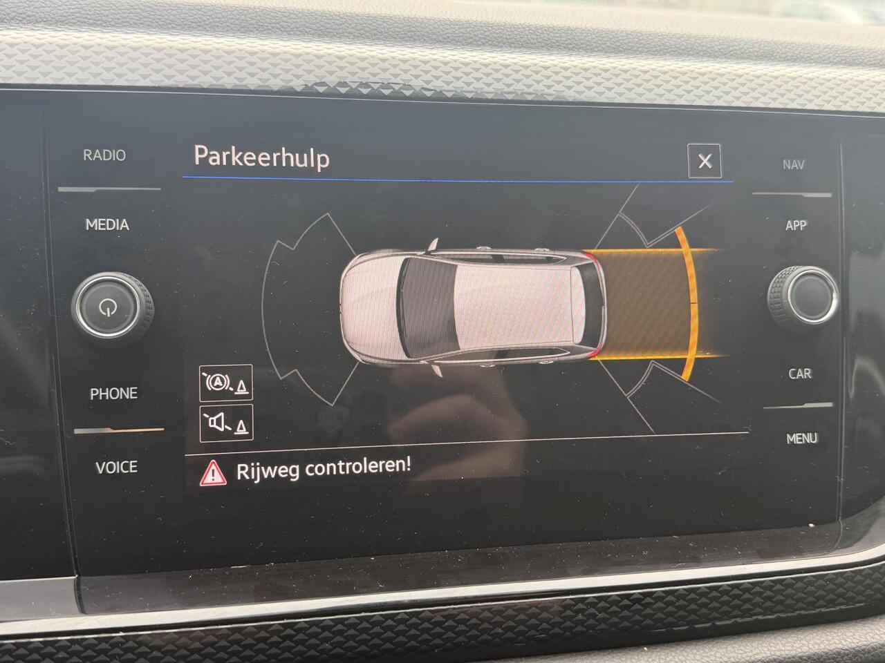 Volkswagen POLO 1.0 TSI Life Business | Automaat | Stoelverwarming