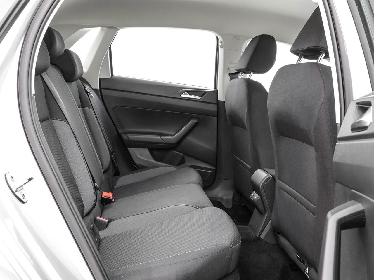 Volkswagen POLO 1.0 TSI 95pk DSG Life Business · Apple/Android Car Play · Navigatie · Stoelverwarming · Alarm · 15'' Inch · Garantie t/m 12-01-2028 of 100.000km