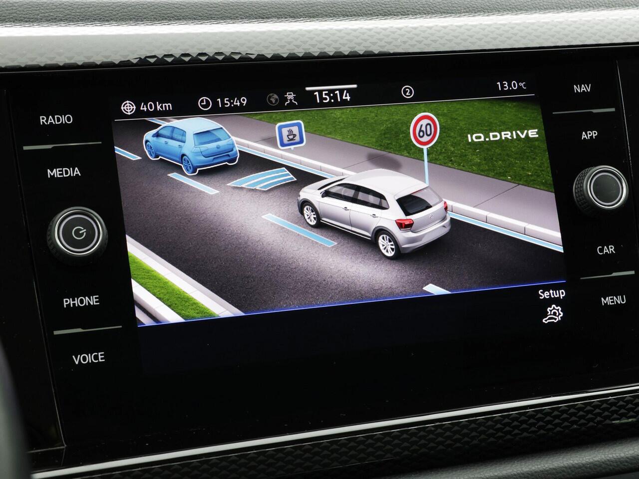 Volkswagen POLO 1.0 TSI 95pk DSG Life Business · Apple/Android Car Play · Navigatie · Stoelverwarming · Alarm · 15'' Inch · Garantie t/m 12-01-2028 of 100.000km