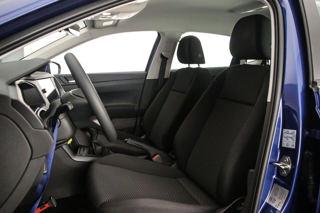 Volkswagen POLO Polo 1.0 MPI 80pk Cruise control, Airco, LED koplampen, Parkeersensor achter, DAB, Radio, Bluetooth
