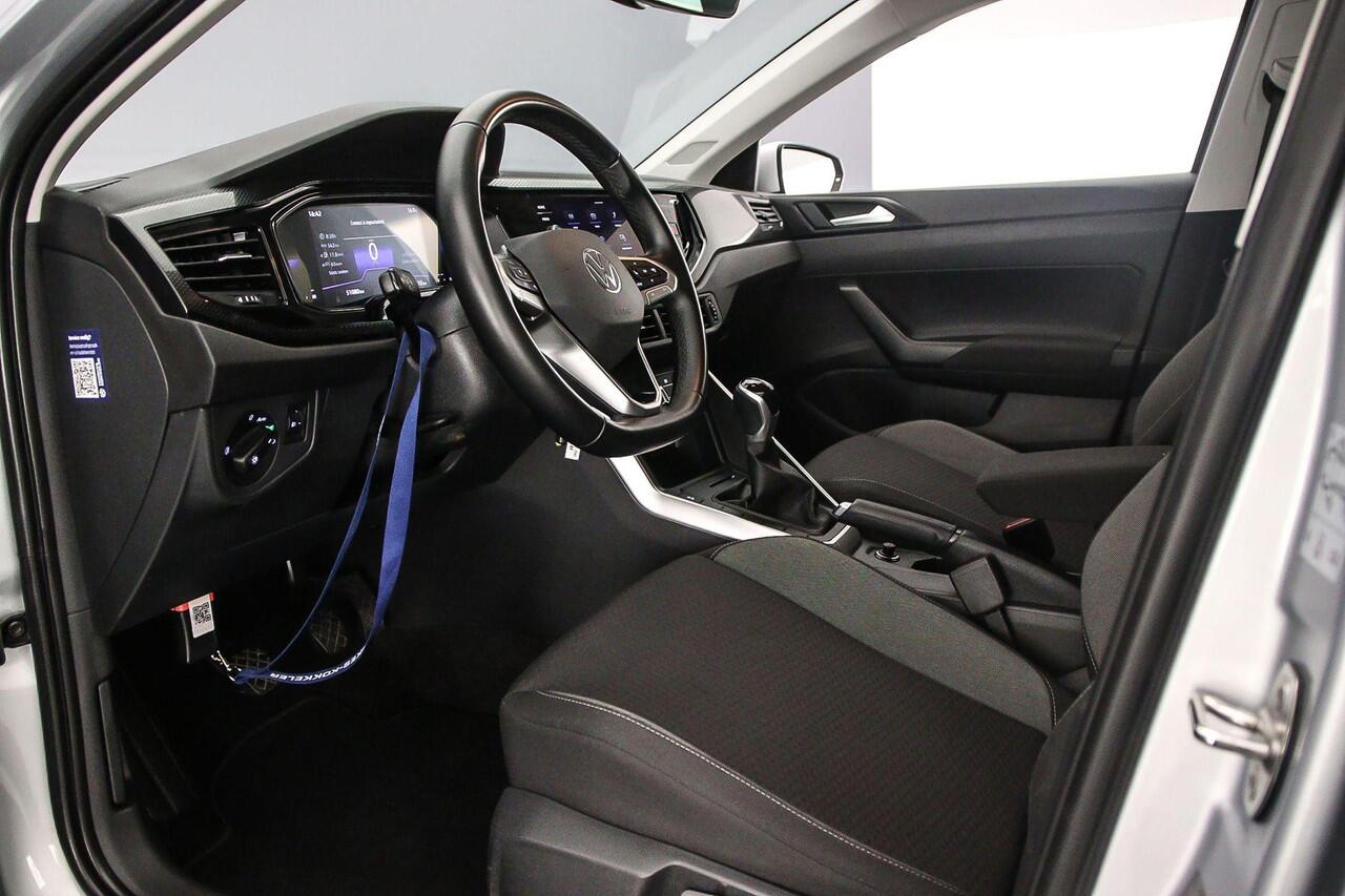 Volkswagen POLO Life Edition 1.0 TSI 95pk Adaptive cruise control, LED koplampen, App connect, Achteruitrijcamera, Parkeersensor achter, DAB, Radio, Bluetooth