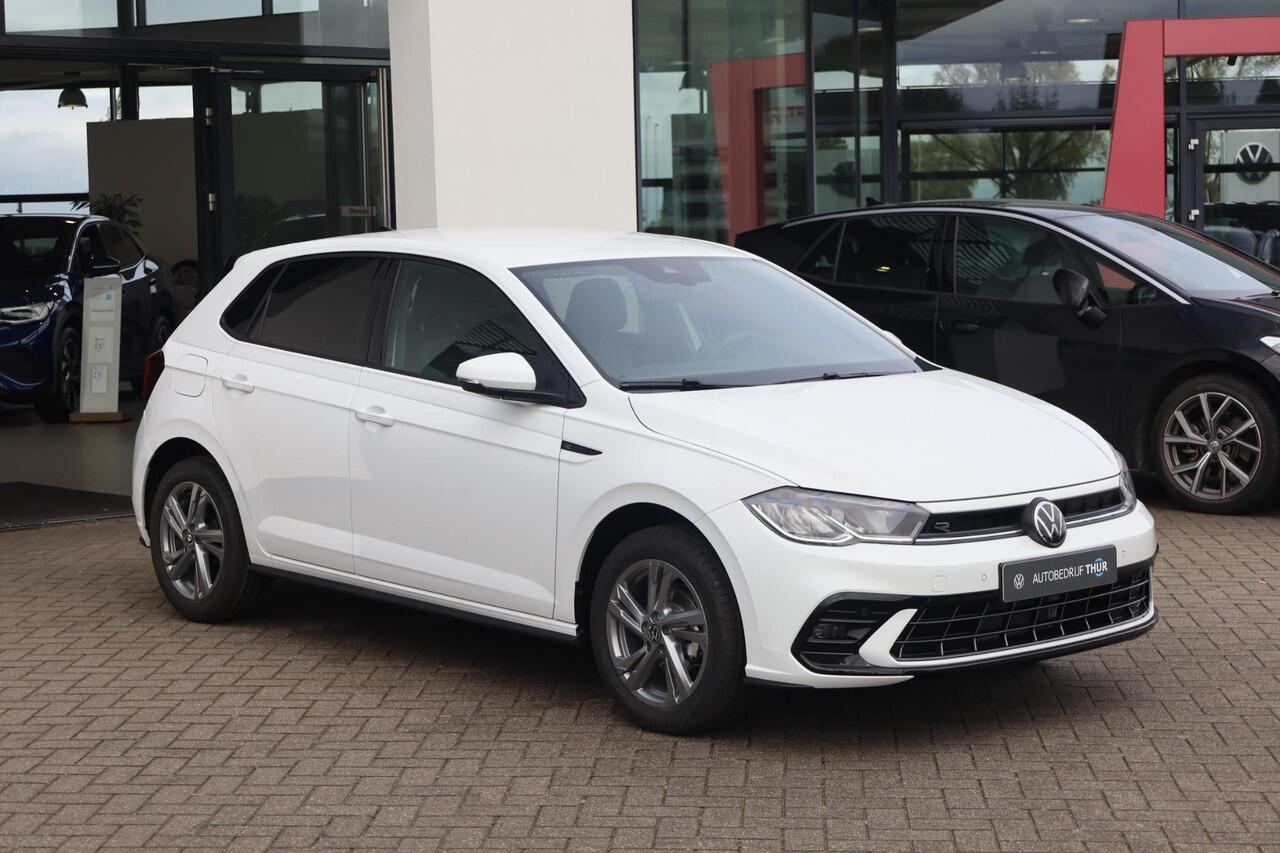 Volkswagen POLO 1.0 TSI R-Line 95PK / 70kW Verwarmbare voorstoelen, Keyless Entry & Start, volledig digitaal instrumentenpaneel, Apple Carplay & Android Auto, adaptive cruise control met Stop & Go en stuurhulp, Climatronic airconditioning, extra getint glas achter, buite