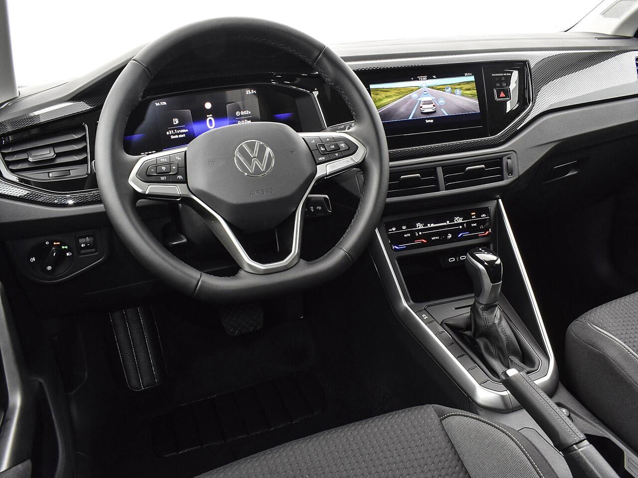 Volkswagen POLO Life Edition 1.0 TSI 95 pk 5 versn. Hand · Achteruitrijcamera · Parkeersensor achter · Velgen 'essex', 15 inch lichtmetaal ·