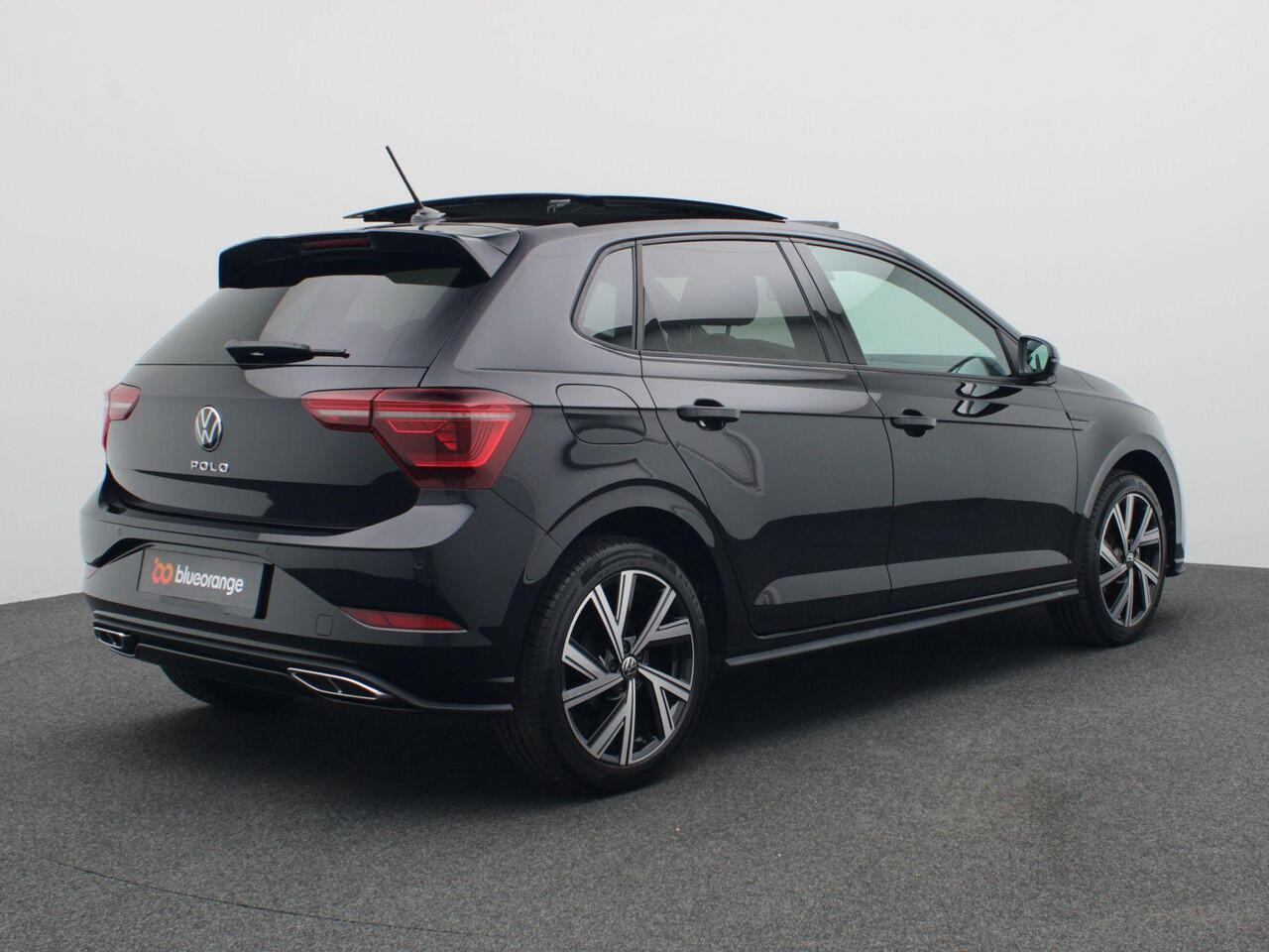 Volkswagen POLO 1.0 TSI R-Line 95PK DSG matrix led, panoramisch dak, stoelverwarming, navigatie, 17" lichtmetaal,