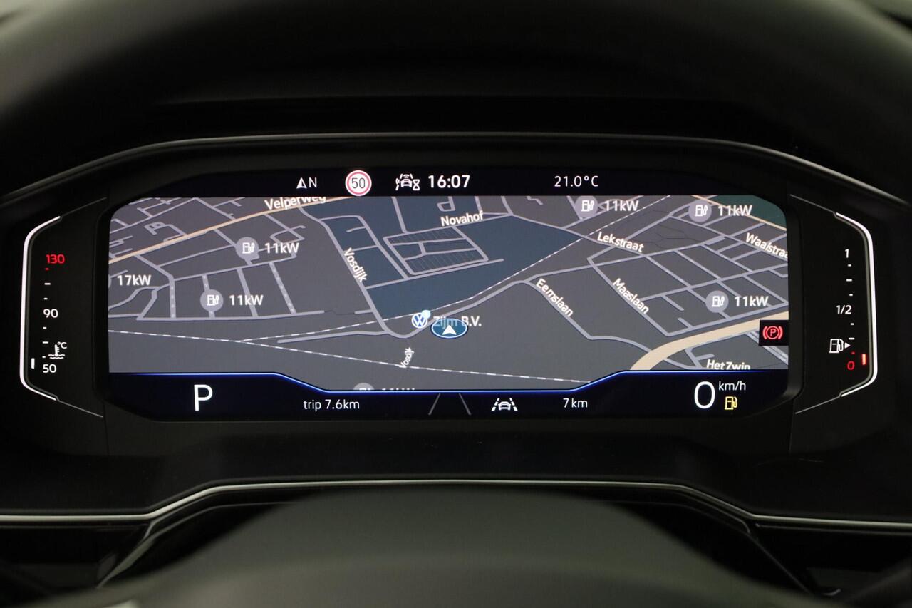 Volkswagen POLO R-Line Edition 1.0 TSI 70 kW / 95 pk DSG | IQ Light | Camera | Stoelverwarming | Navigatie