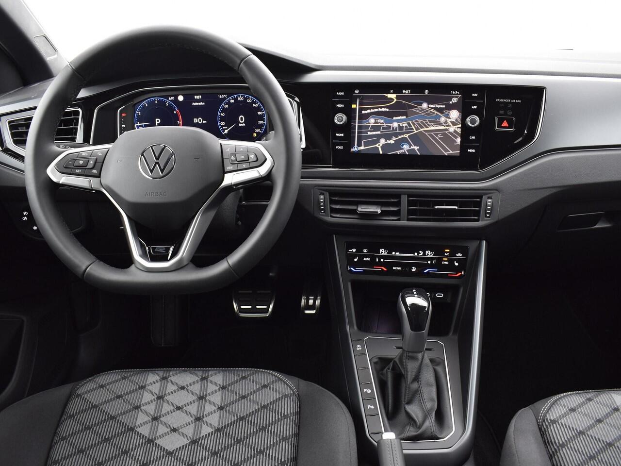 Volkswagen POLO R-Line Edition 1.0 TSI 70 kW / 95 PK Hatchback 7 Versn. DSG | Voorraad actie | EU 2000,- inruilpremie | Speciaal ingekocht