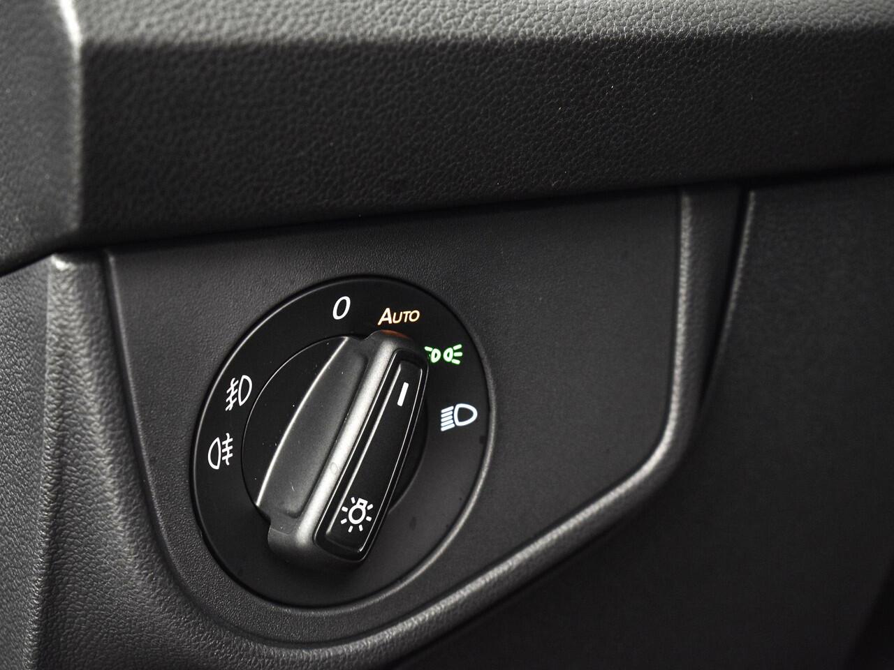 Volkswagen POLO R-Line Edition 1.0 TSI 70 kW / 95 PK Hatchback 7 Versn. DSG | Voorraad Actie | EU 2000,- Inruilpremie | Speciaal ingekocht