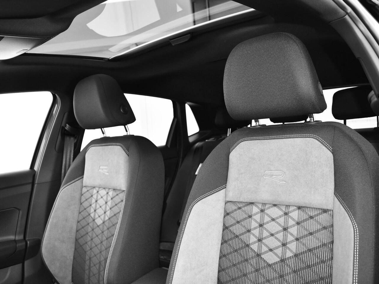 Volkswagen POLO R-Line Edition 1.0 TSI 70 kW / 95 PK Hatchback 7 Versn. DSG | Panoramaschuif-kanteldak | Voorraad Actie | EU 2000,- Inruilpremie | Speciaal ingekocht