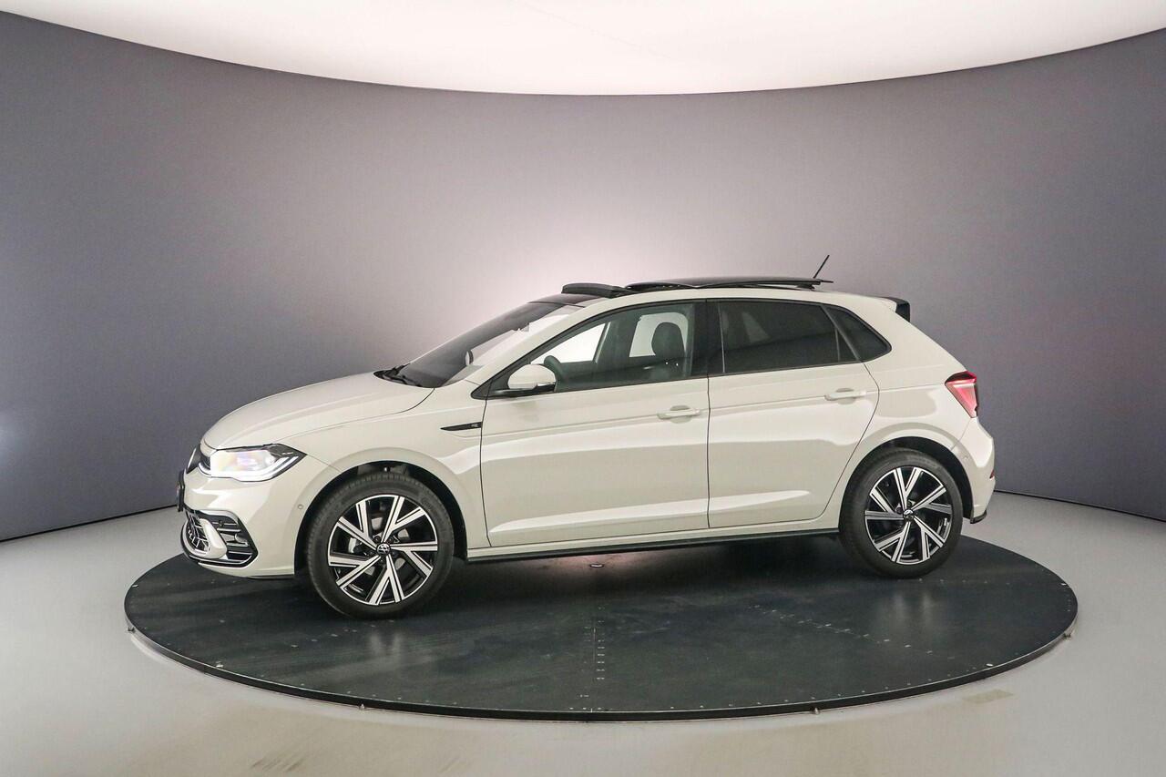 Volkswagen POLO R-Line Edition 1.0 TSI 95pk DSG Automaat Panoramadak, Adaptive cruise control, Achteruitrijcamera, LED matrix koplampen, Navigatie, App connect, Parkeersensoren