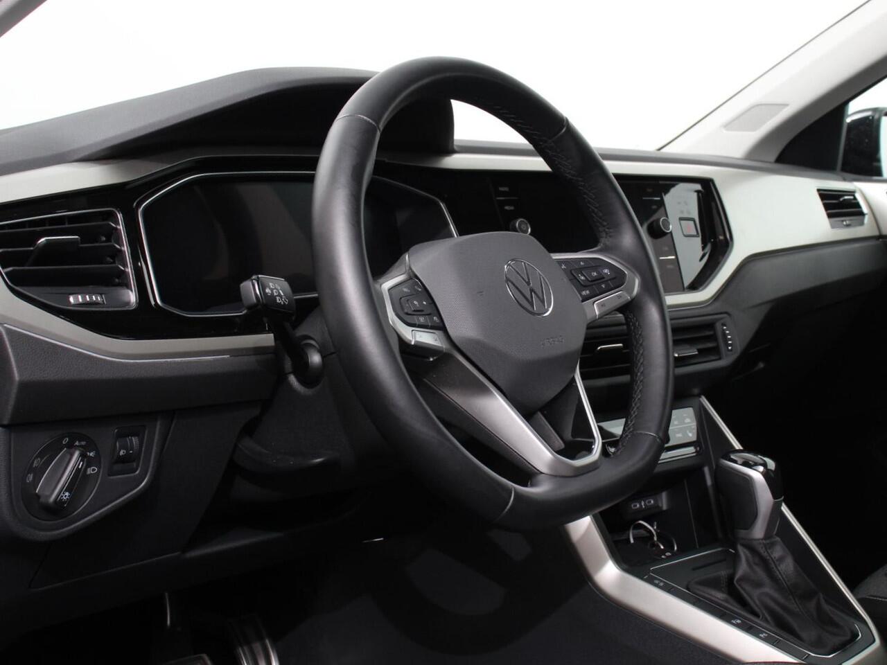 Volkswagen POLO 1.0 TSI Move DSG | Navigatie | Apple Carplay/Android Auto | Airco | Digitale Cockpit | Adaptive Cruise Control | Lichtmetalen Velgen | Parkeer sensoren V+A | Stoelverwarming