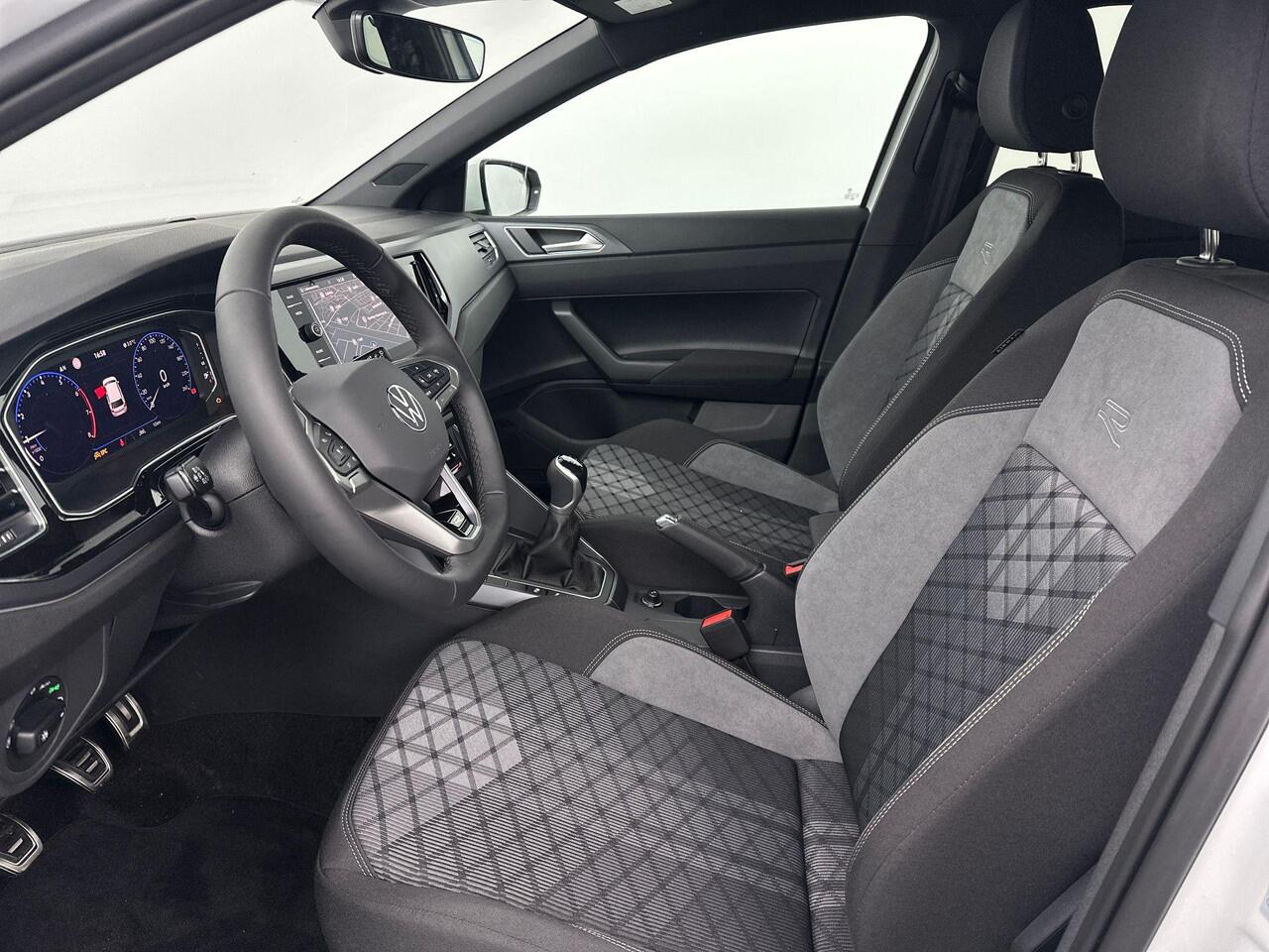 Volkswagen POLO R-Line-Edition 1.0 70 kW / 95 pk TSI Hatchback 5 v