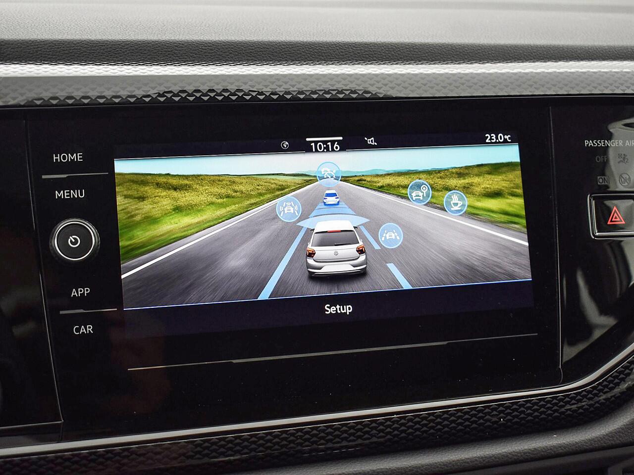 Volkswagen POLO Life Edition 1.0 70 kW / 95 pk 5 versn. Hand · Airconditioning automatisch, 2-zone (climatronic) · Velgen 'essex', 15 inch lichtmetaal · Prijs is incl. inruilbonus · MEGA Sale