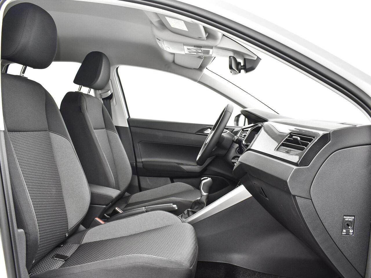 Volkswagen POLO Life Edition 1.0 70 kW / 95 pk 5 versn. Hand · Airconditioning automatisch, 2-zone (climatronic) · Velgen 'essex', 15 inch lichtmetaal · Prijs is incl. inruilbonus · MEGA Sale