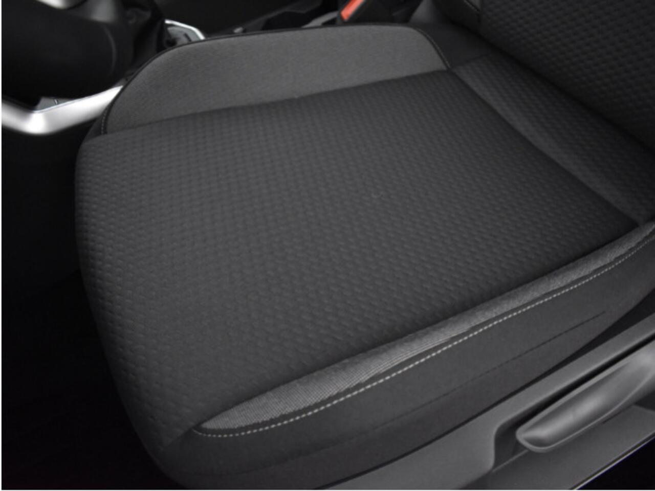 Volkswagen POLO Life Edition 1.0 TSI 95 pk 5 versn. Hand · Achteruitrijcamera · regensensor ·